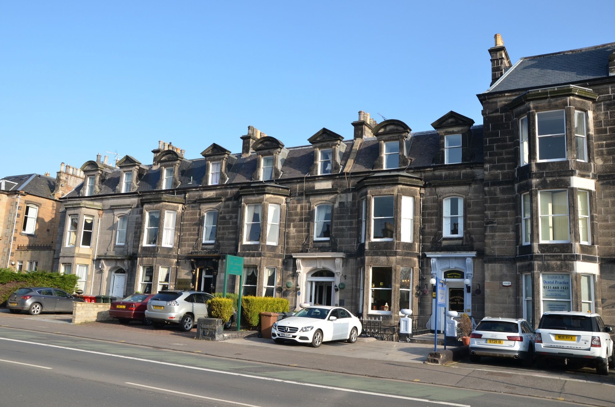 Edinburgh37 Hotel Exterior photo