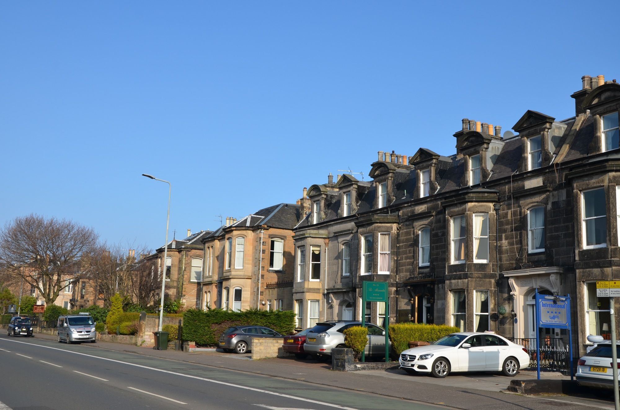 Edinburgh37 Hotel Exterior photo
